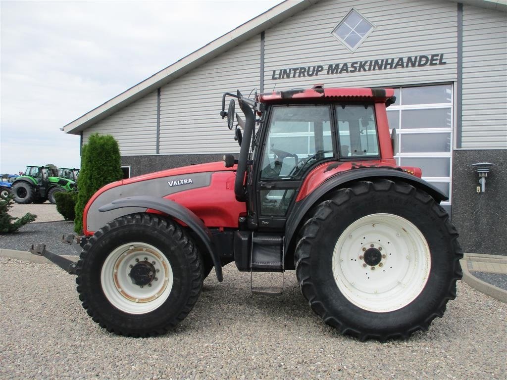 Traktor typu Valtra T190 Med frontlift og affjedret foraksel, Gebrauchtmaschine v Lintrup (Obrázek 7)