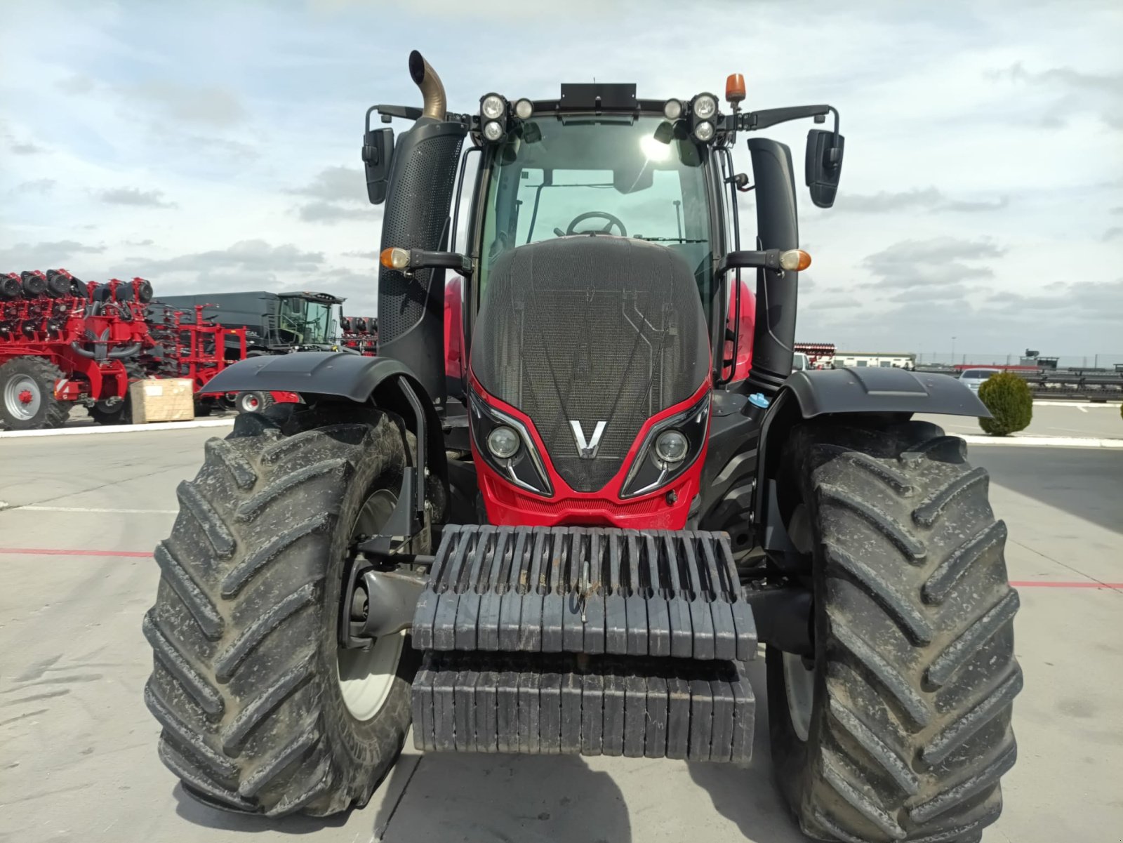 Traktor typu Valtra T194 HiTech, Gebrauchtmaschine w Orţişoara (Zdjęcie 1)
