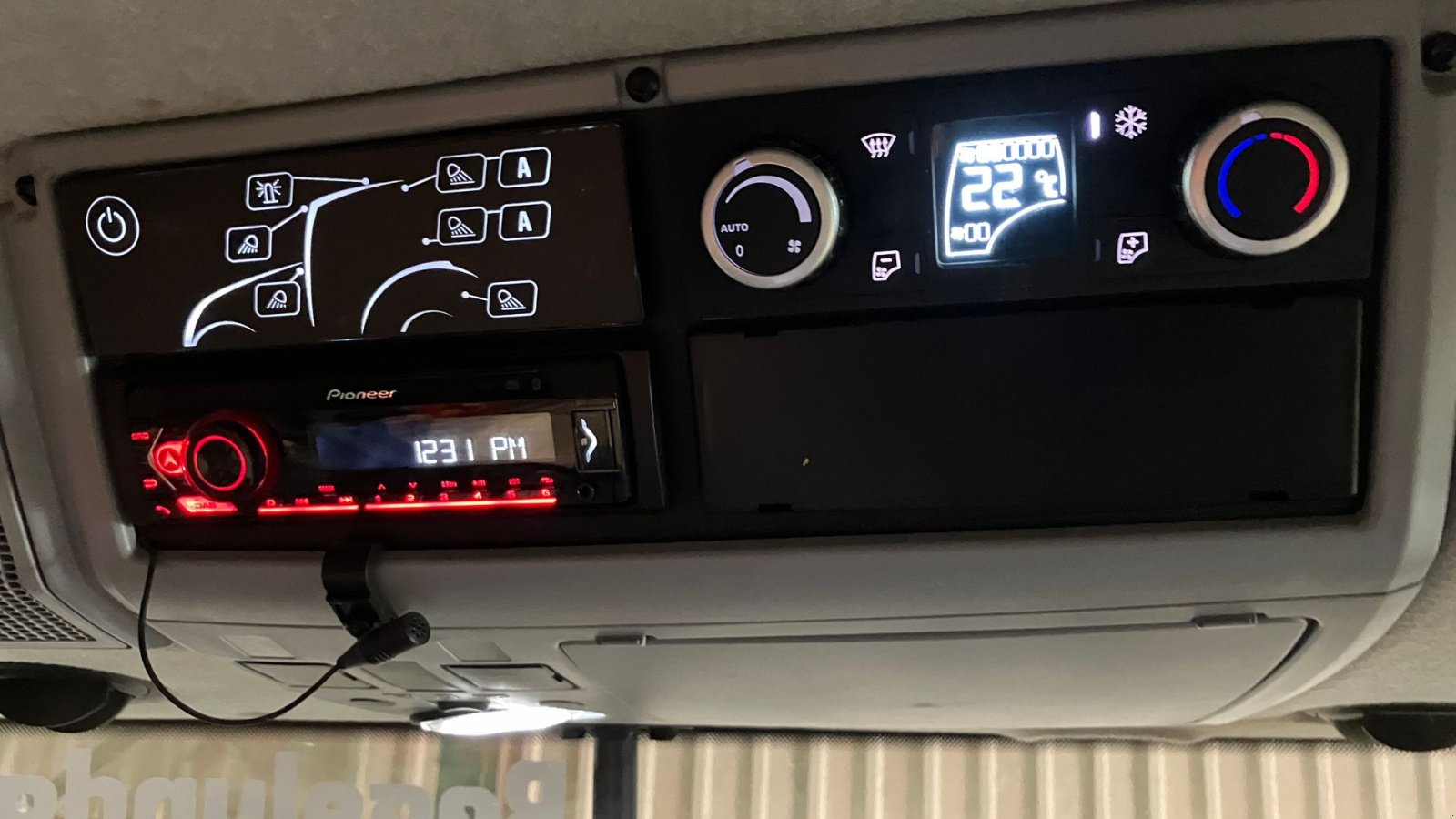 Traktor от тип Valtra T195 Active -----  SÆLGES FOR KUNDE ---  KUN KØRT 1130 Timer  ---, Gebrauchtmaschine в Høng (Снимка 9)