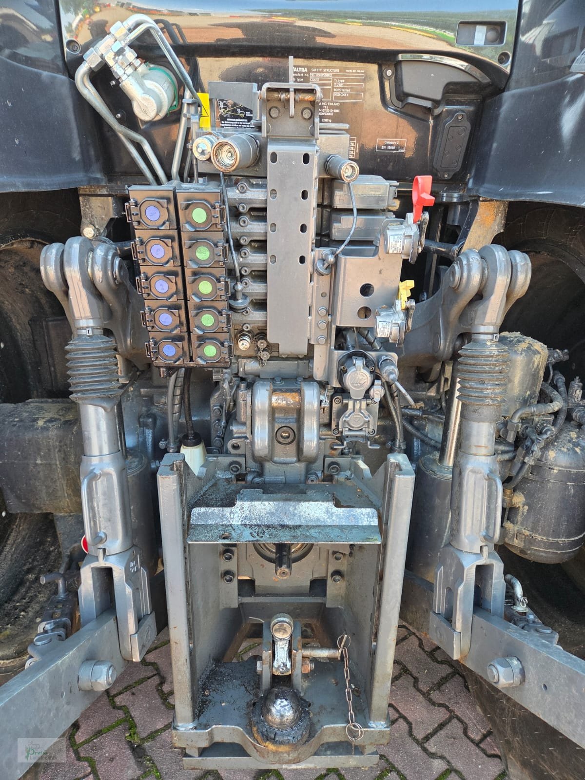 Traktor typu Valtra T195 D, Gebrauchtmaschine v Bad Kötzting (Obrázek 5)