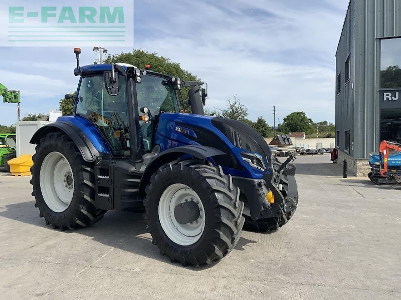 Traktor του τύπου Valtra t195 versu tractor (st23736) Versu, Gebrauchtmaschine σε SHAFTESBURY (Φωτογραφία 2)