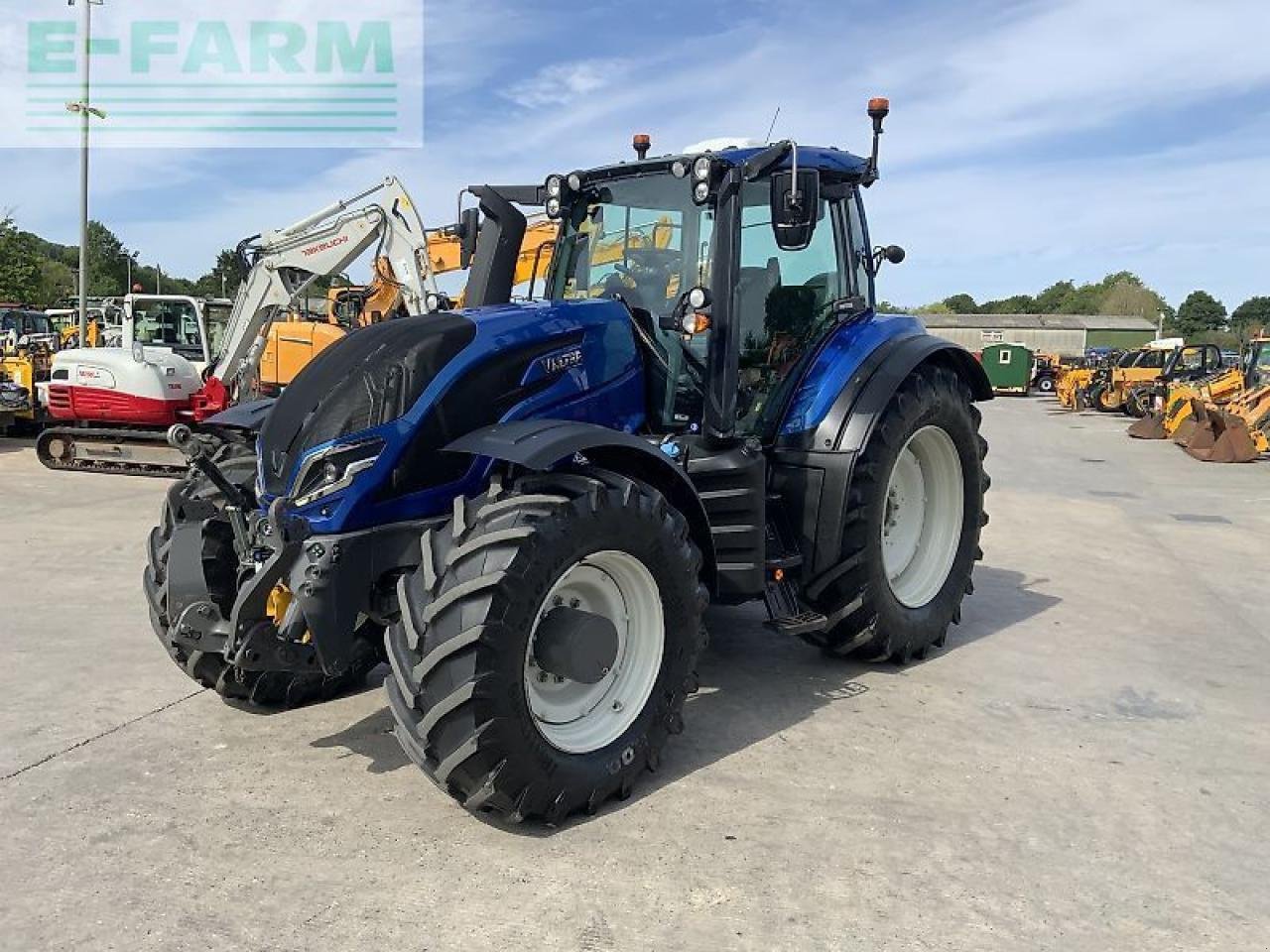 Traktor του τύπου Valtra t195 versu tractor (st23736) Versu, Gebrauchtmaschine σε SHAFTESBURY (Φωτογραφία 4)
