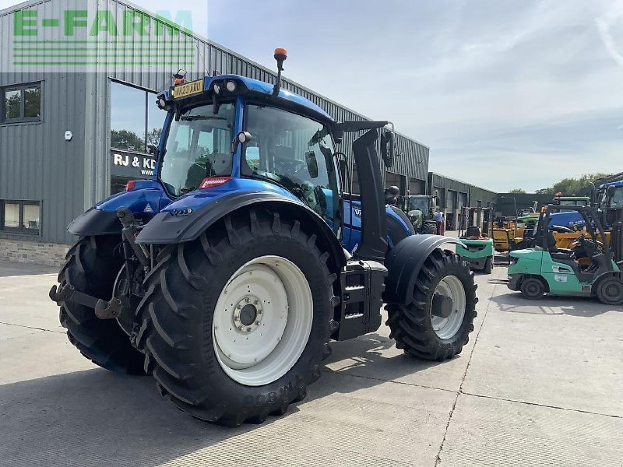 Traktor του τύπου Valtra t195 versu tractor (st23736) Versu, Gebrauchtmaschine σε SHAFTESBURY (Φωτογραφία 9)