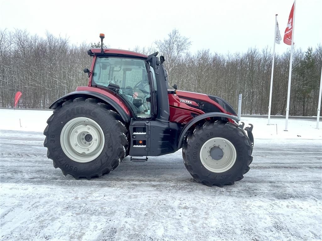 Traktor del tipo Valtra T195A Frontlift, Gebrauchtmaschine In Nimtofte (Immagine 3)