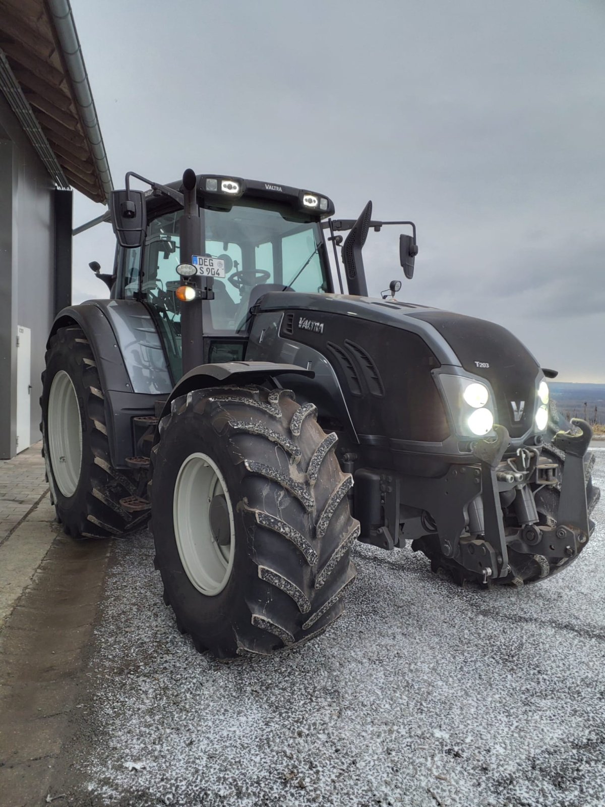 Traktor Türe ait Valtra T203 D, Gebrauchtmaschine içinde Deggendorf (resim 3)