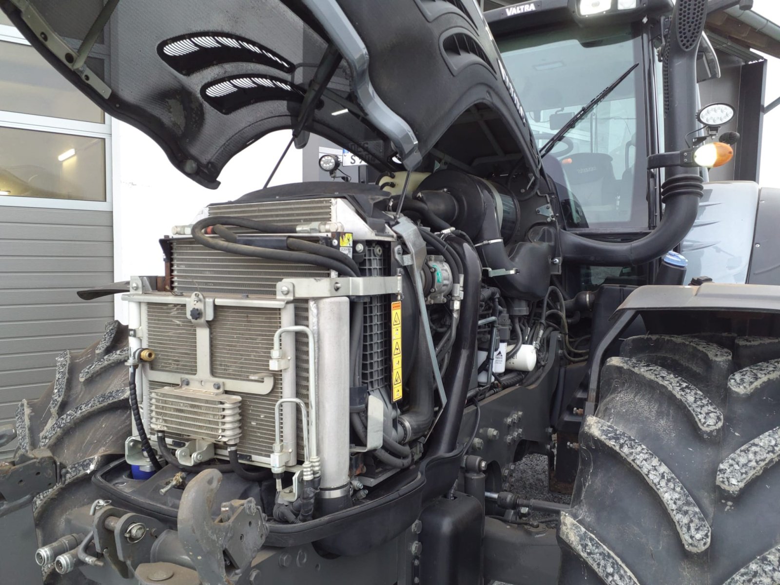 Traktor Türe ait Valtra T203 D, Gebrauchtmaschine içinde Deggendorf (resim 15)