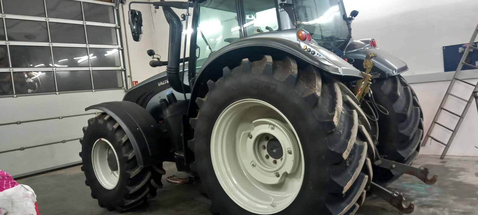 Traktor Türe ait Valtra T203 D, Gebrauchtmaschine içinde Deggendorf (resim 18)