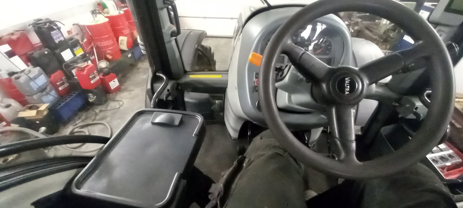 Traktor Türe ait Valtra T203 D, Gebrauchtmaschine içinde Deggendorf (resim 25)