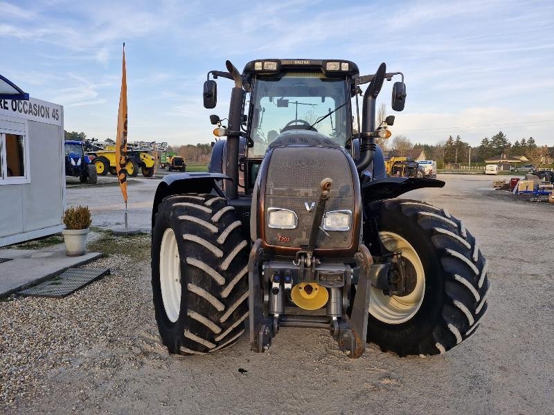 Traktor типа Valtra T203, Gebrauchtmaschine в BRAY en Val (Фотография 3)