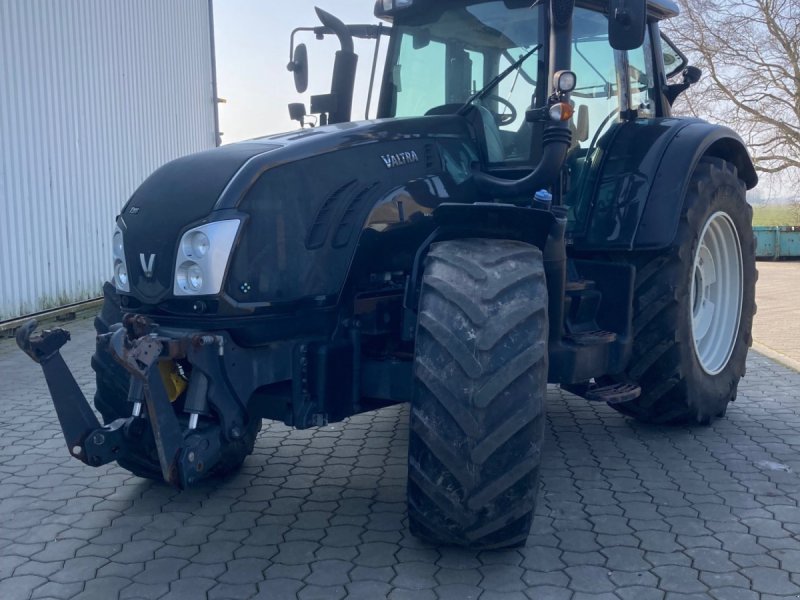 Traktor des Typs Valtra T203, Gebrauchtmaschine in Wangerland (Bild 1)