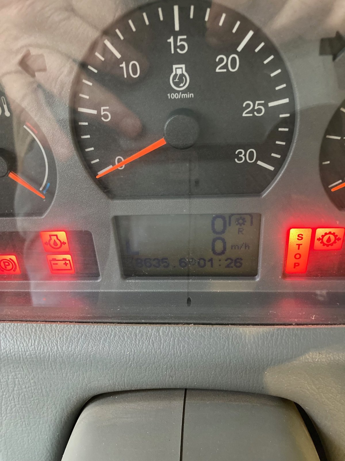 Traktor типа Valtra T213 V VERSU, Gebrauchtmaschine в Wangerland (Фотография 5)