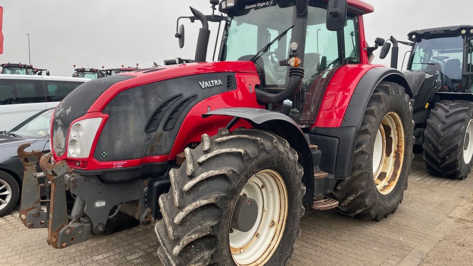 Traktor типа Valtra T213 Versu -- Den fra TV serien Høsten --, Gebrauchtmaschine в Høng (Фотография 2)