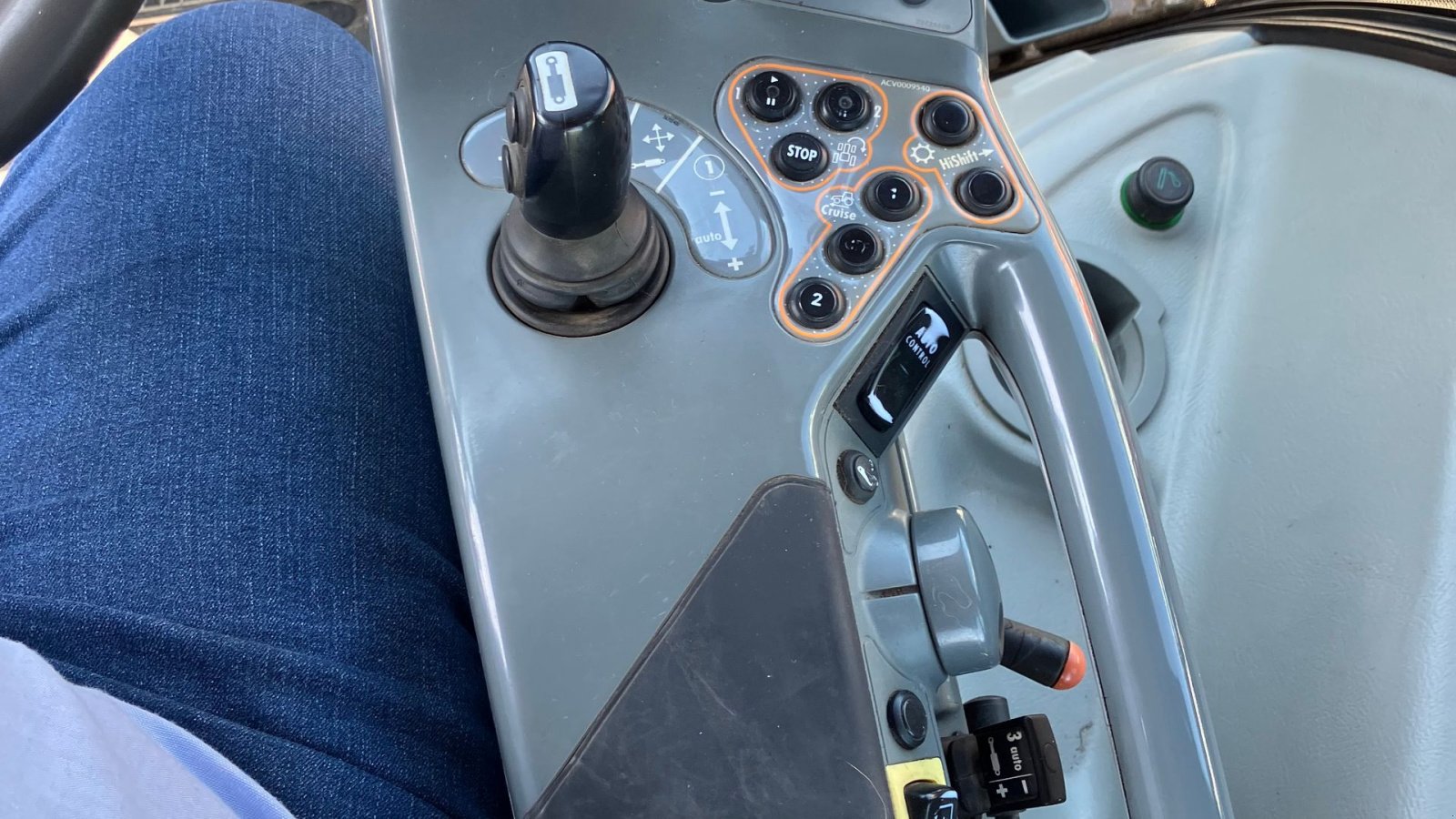 Traktor tipa Valtra T213 Versu - SÆLGES FOR KUNDE;, Gebrauchtmaschine u Høng (Slika 8)