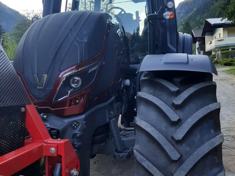 Traktor typu Valtra T214 A, Gebrauchtmaschine w Matrei in Osttirol (Zdjęcie 1)