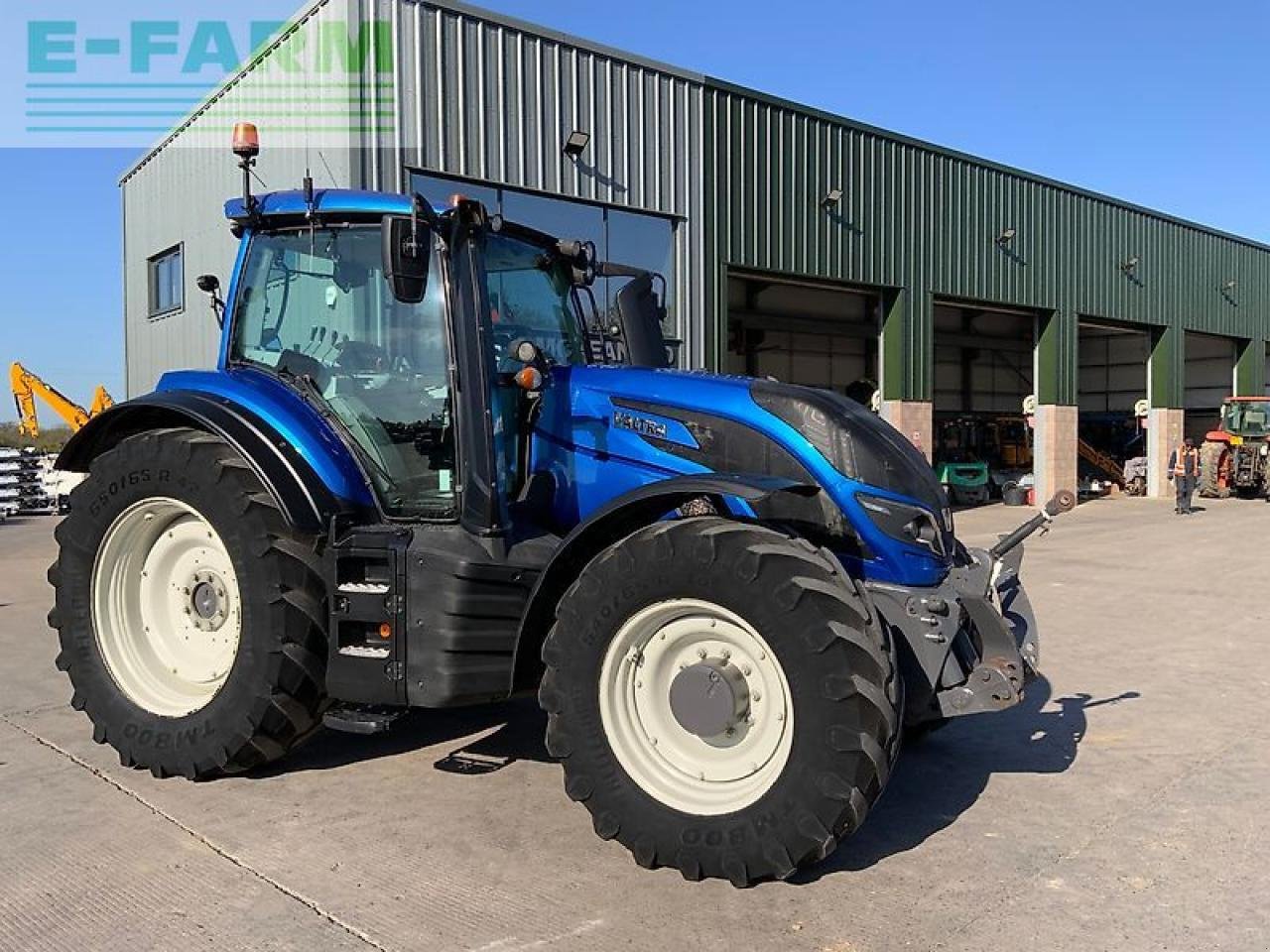 Traktor of the type Valtra t214 active tractor (st26241), Gebrauchtmaschine in SHAFTESBURY (Picture 10)