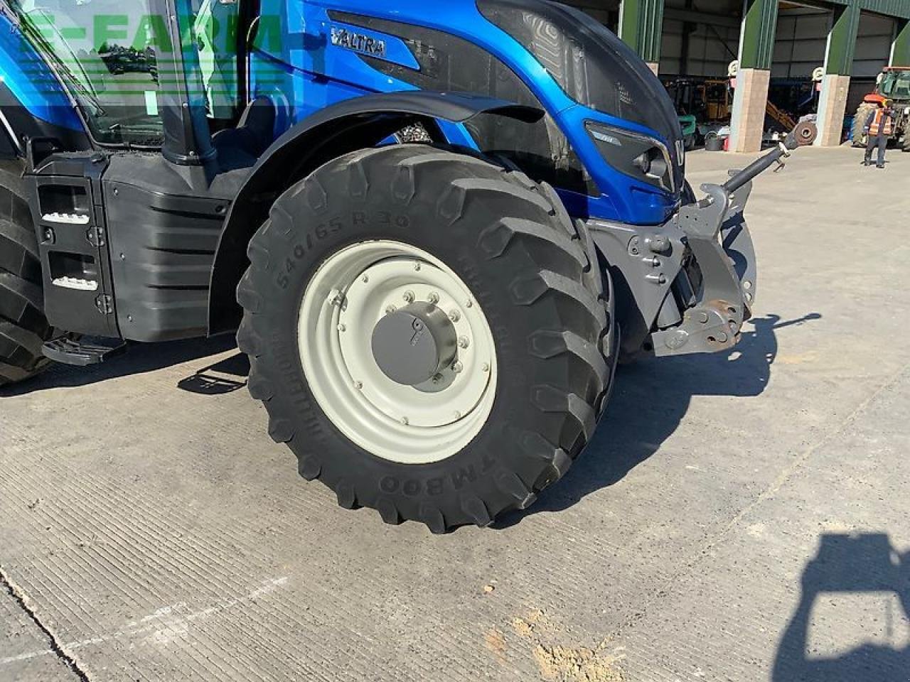Traktor of the type Valtra t214 active tractor (st26241), Gebrauchtmaschine in SHAFTESBURY (Picture 11)