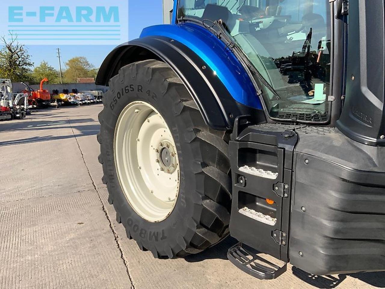 Traktor of the type Valtra t214 active tractor (st26241), Gebrauchtmaschine in SHAFTESBURY (Picture 12)