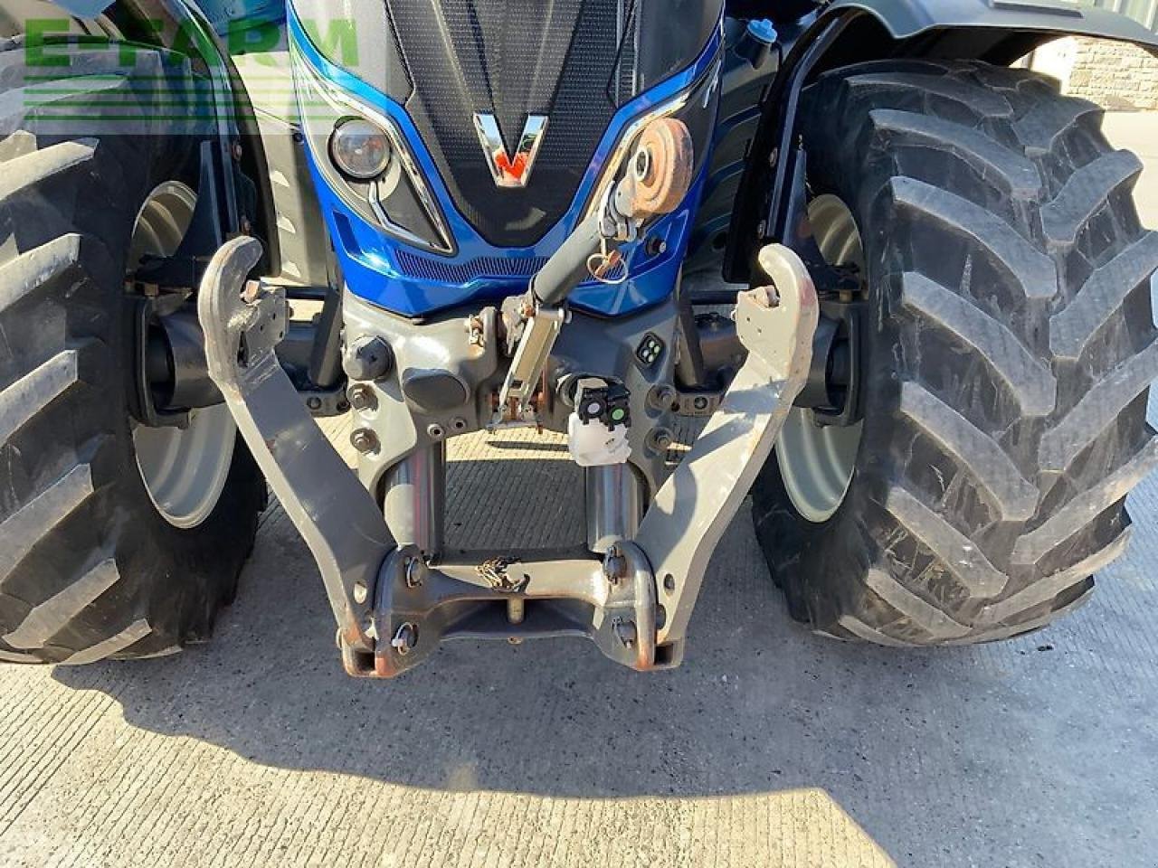 Traktor of the type Valtra t214 active tractor (st26241), Gebrauchtmaschine in SHAFTESBURY (Picture 14)