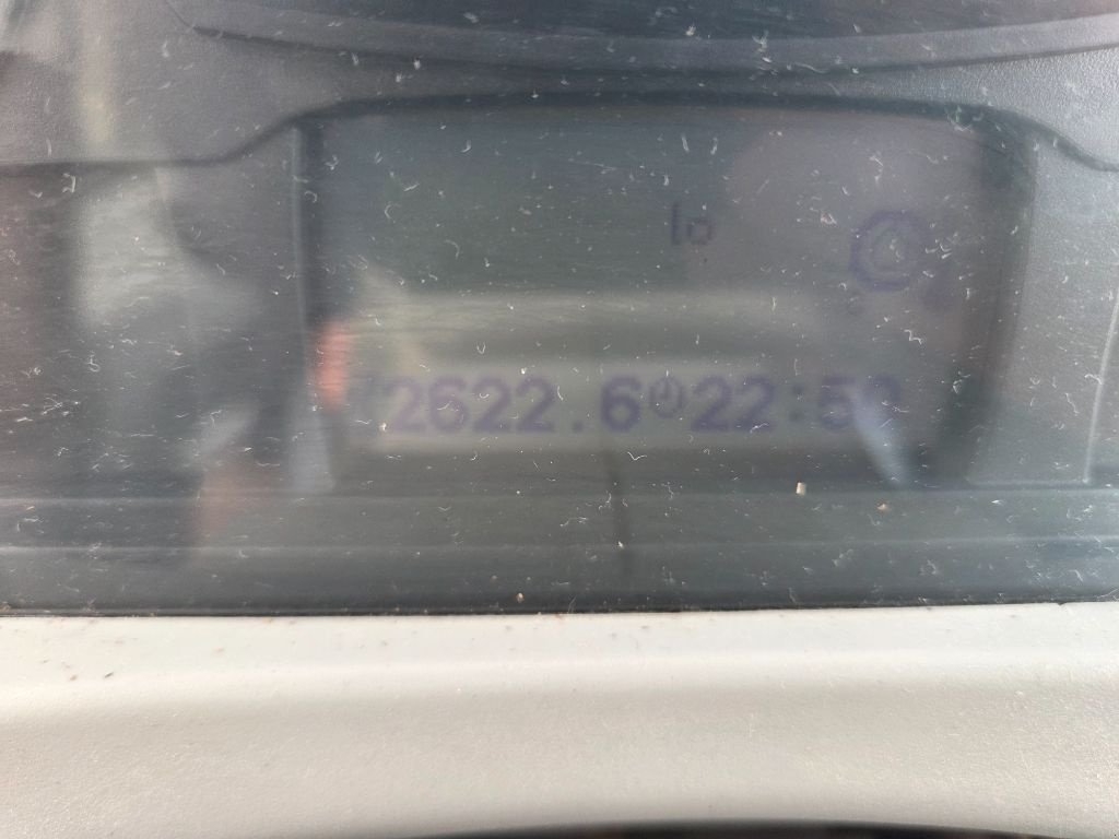 Traktor van het type Valtra T214 Active, Gebrauchtmaschine in BRECEY (Foto 10)