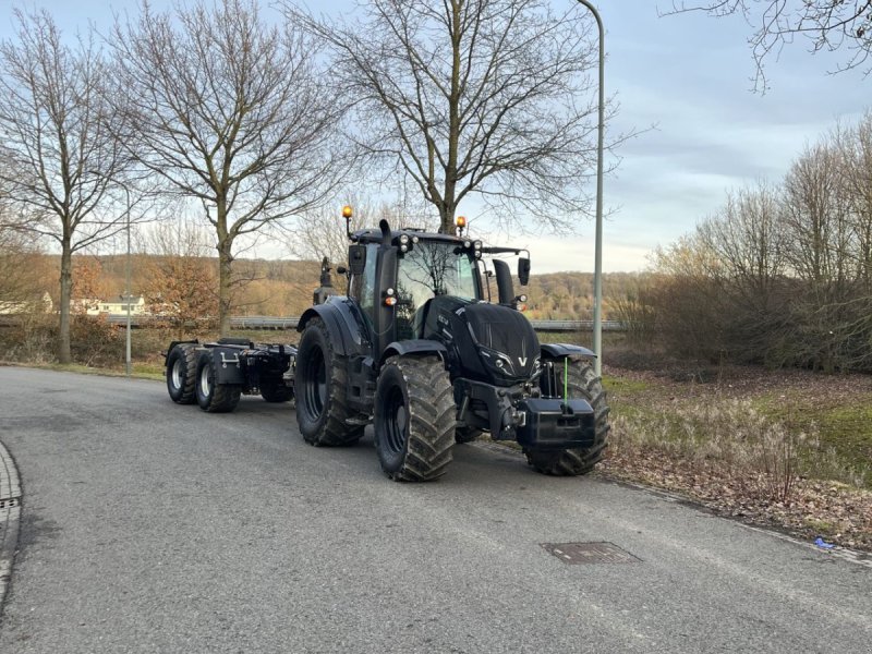 Traktor of the type Valtra T214 Active, Gebrauchtmaschine in Gronsveld (Picture 1)