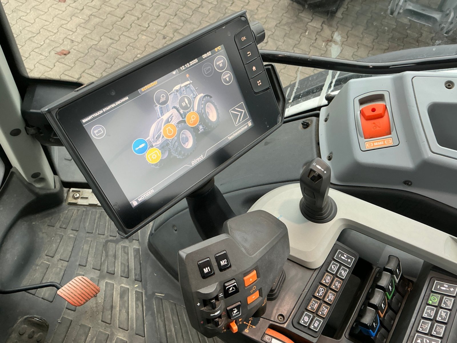 Traktor del tipo Valtra T214 D, Gebrauchtmaschine en Deggendorf (Imagen 10)