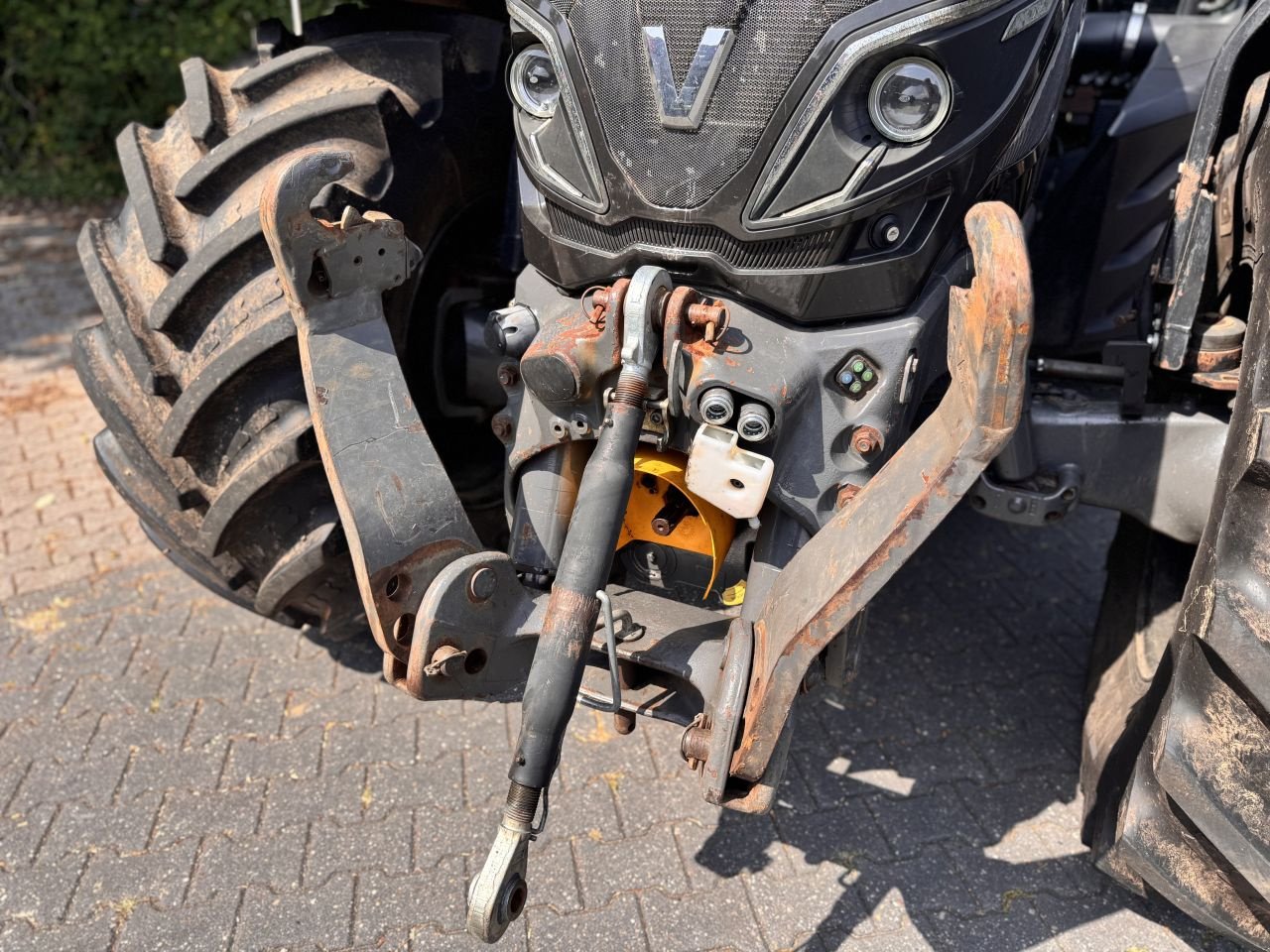Traktor des Typs Valtra T214 Direct, Gebrauchtmaschine in Achterveld (Bild 4)