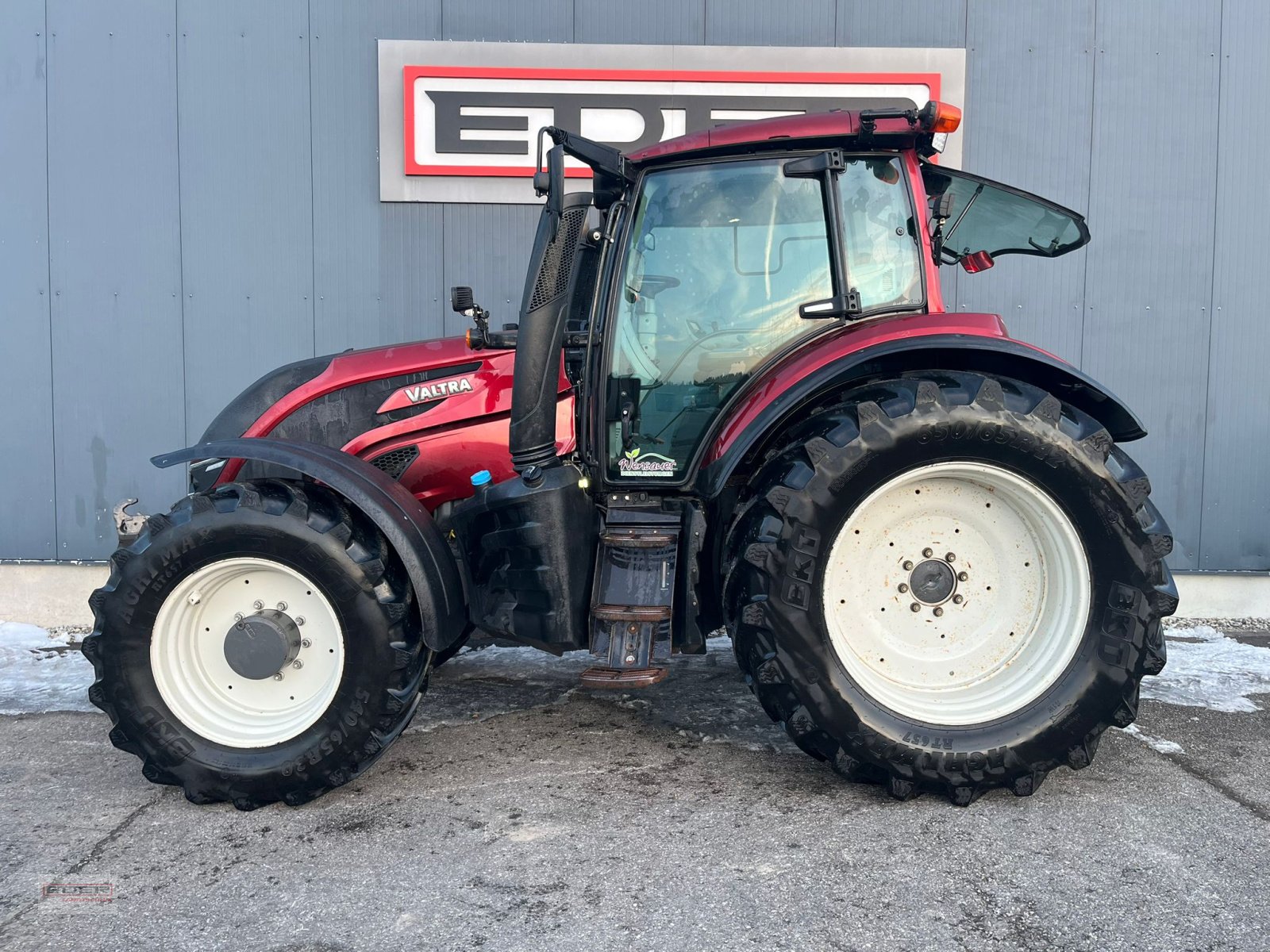 Traktor типа Valtra T214 Rückfahreinrichtung, Gebrauchtmaschine в Tuntenhausen (Фотография 3)