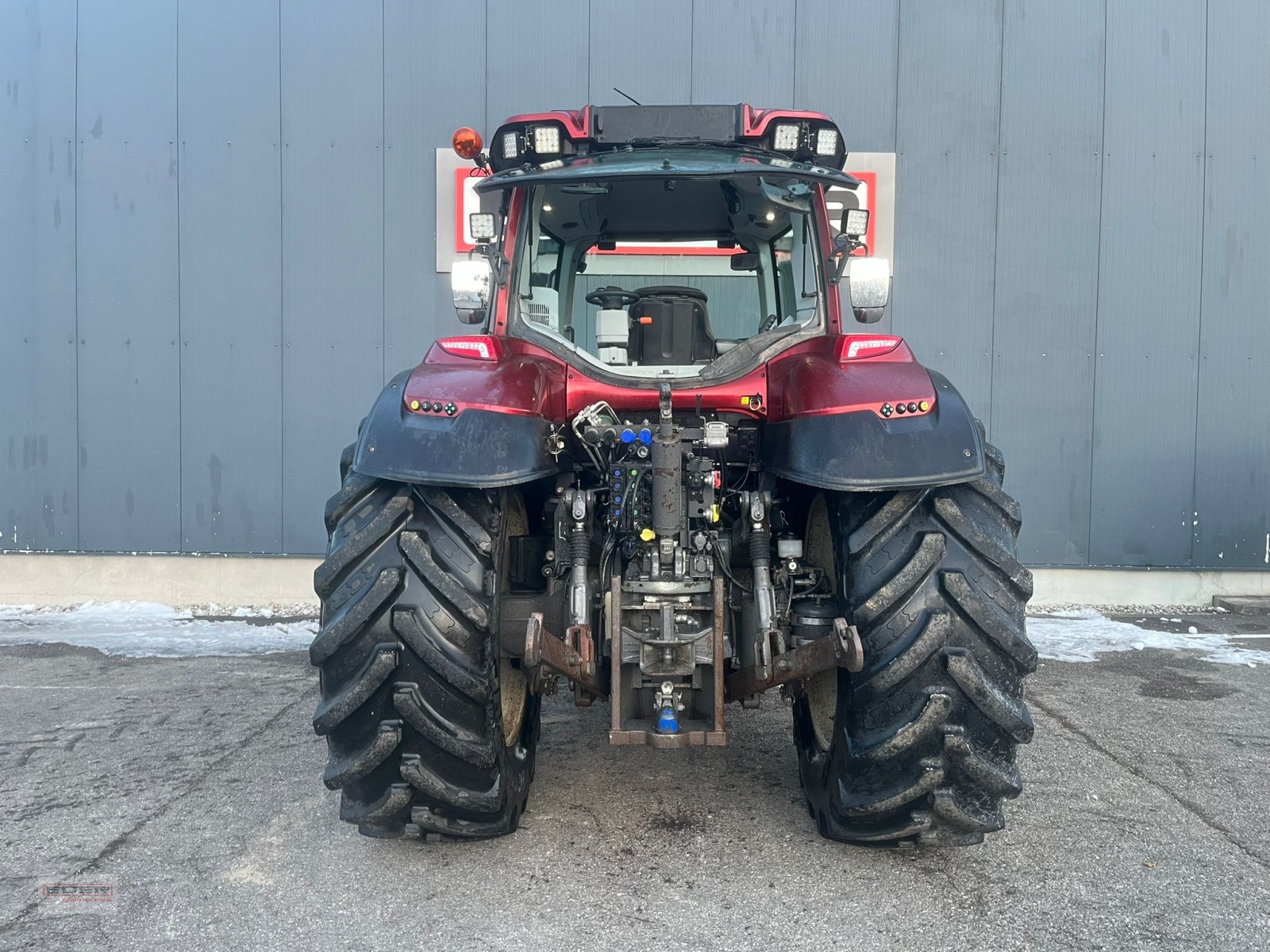 Traktor типа Valtra T214 Rückfahreinrichtung, Gebrauchtmaschine в Tuntenhausen (Фотография 9)