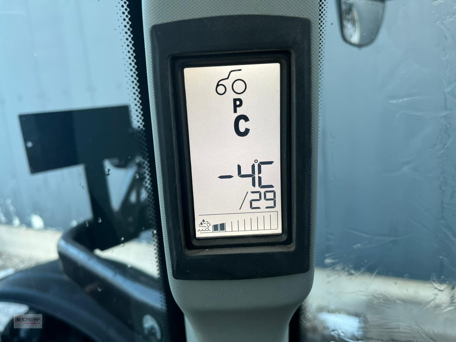 Traktor типа Valtra T214 Rückfahreinrichtung, Gebrauchtmaschine в Tuntenhausen (Фотография 20)