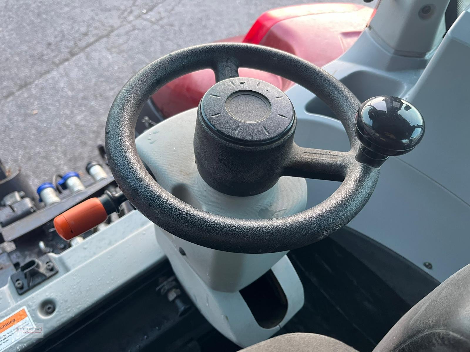 Traktor типа Valtra T214 Rückfahreinrichtung, Gebrauchtmaschine в Tuntenhausen (Фотография 22)