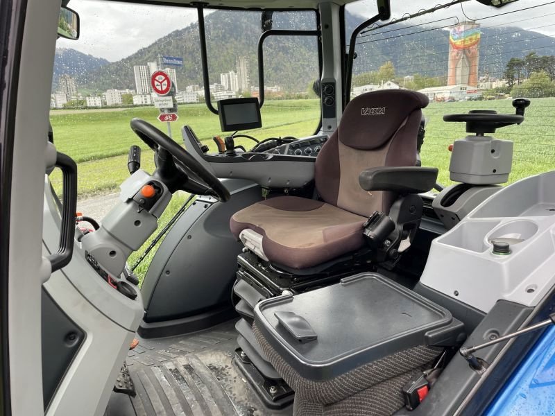 Traktor от тип Valtra T214 Traktor, Gebrauchtmaschine в Chur (Снимка 10)