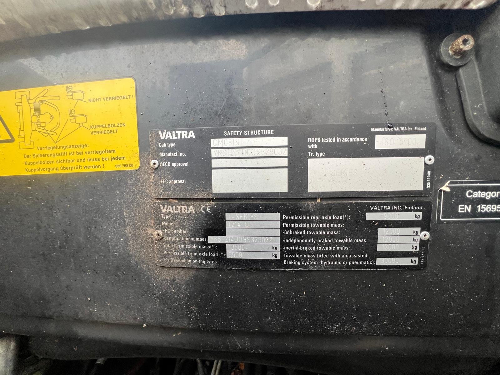 Traktor des Typs Valtra T214, Gebrauchtmaschine in Teschenhagen/Sehlen (Bild 11)