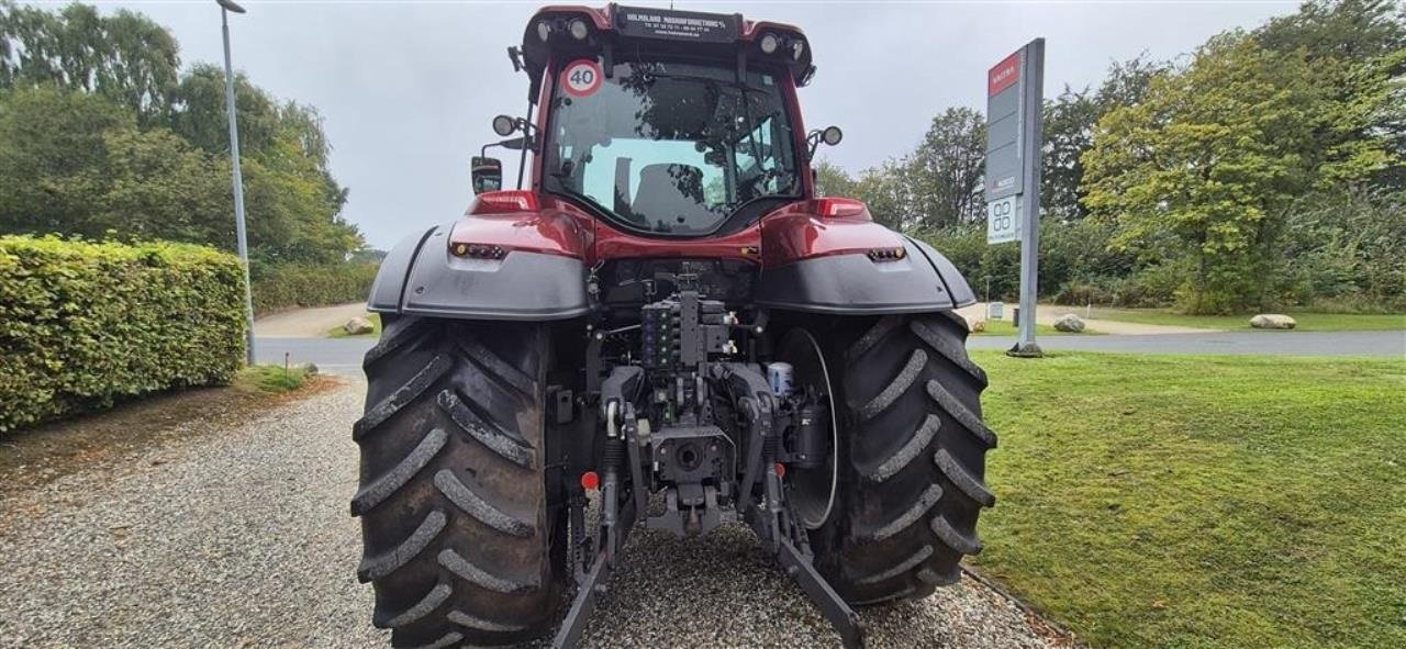 Traktor des Typs Valtra T214V, Gebrauchtmaschine in Ringkøbing (Bild 4)