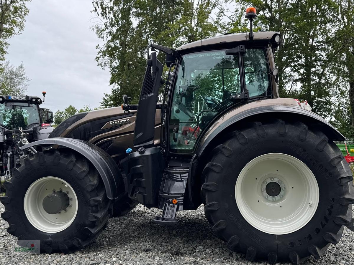 Traktor tipa Valtra T215 D, Gebrauchtmaschine u Marktoberdorf (Slika 4)