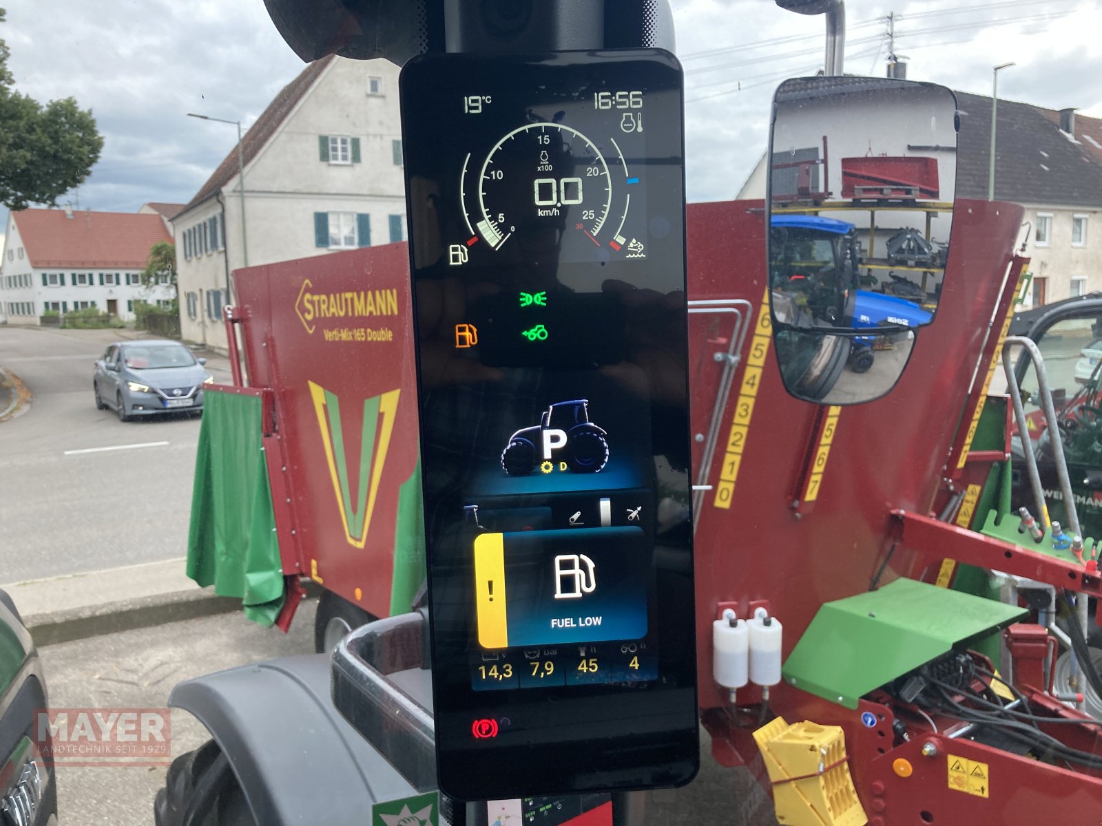 Traktor del tipo Valtra T215 D, Gebrauchtmaschine In Unterroth (Immagine 9)