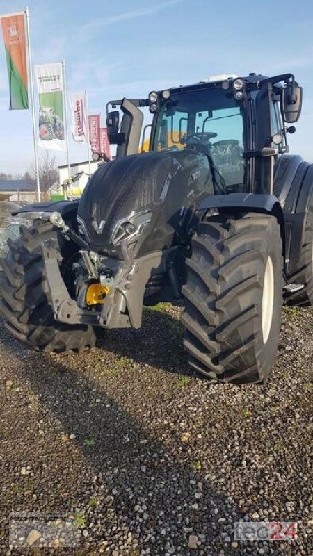 Traktor του τύπου Valtra T215 D, Neumaschine σε Wegberg (Φωτογραφία 1)