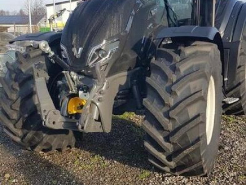Traktor типа Valtra T215 D, Neumaschine в Wegberg (Фотография 1)
