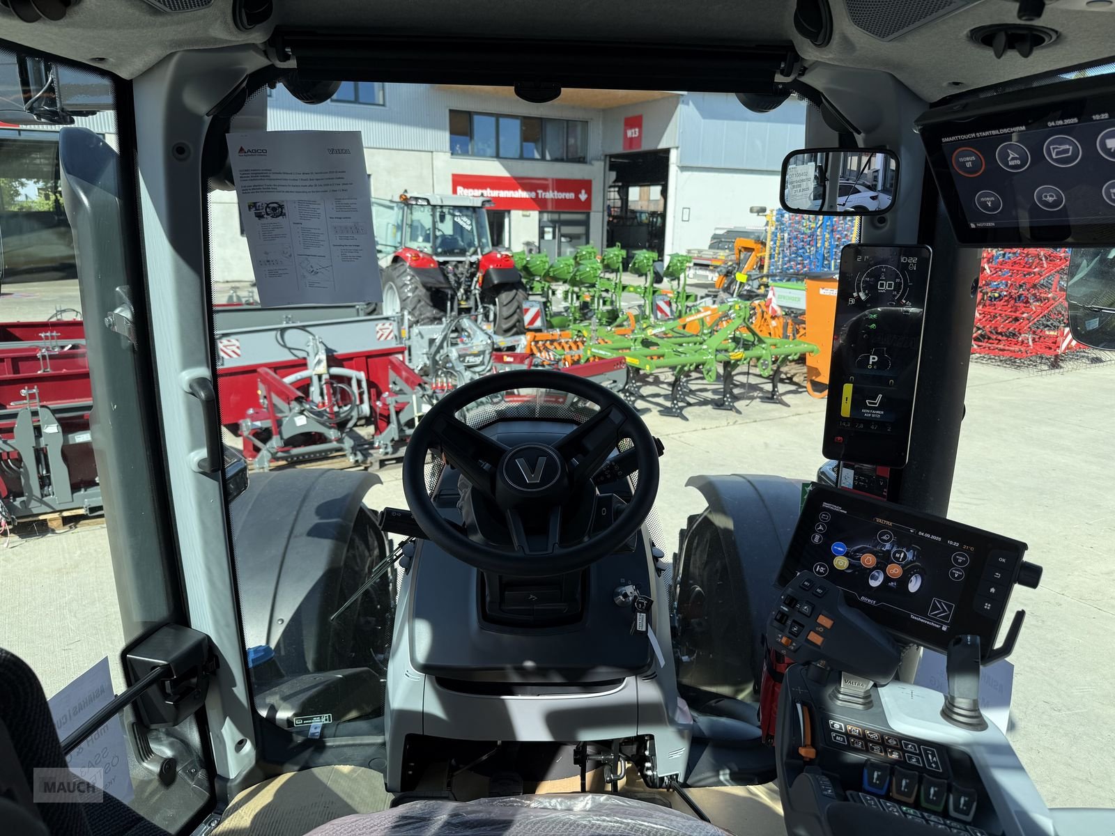 Traktor typu Valtra T215 Direct, Neumaschine v Burgkirchen (Obrázek 11)