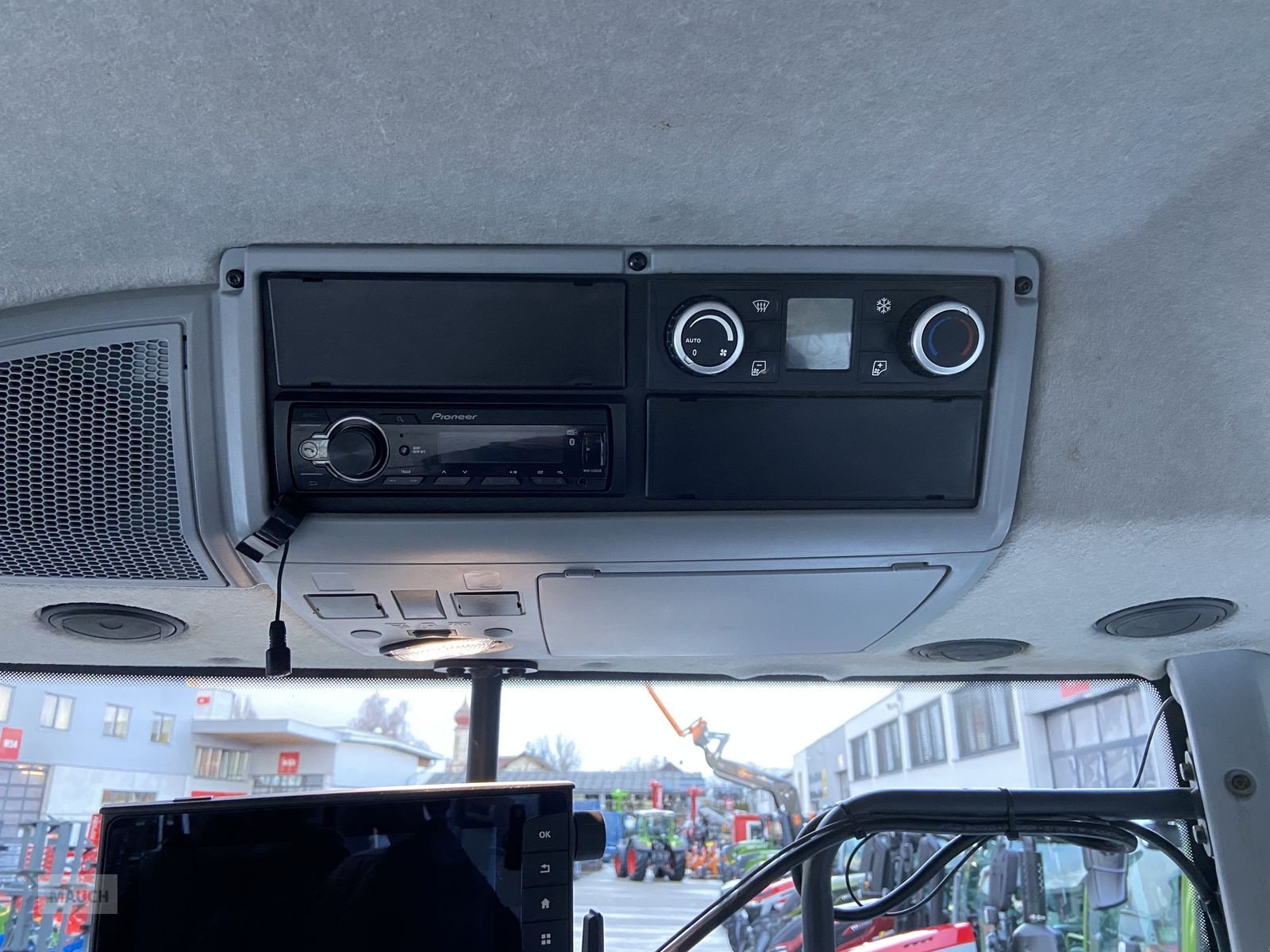 Traktor typu Valtra T215 Direct, Gebrauchtmaschine v Burgkirchen (Obrázek 14)