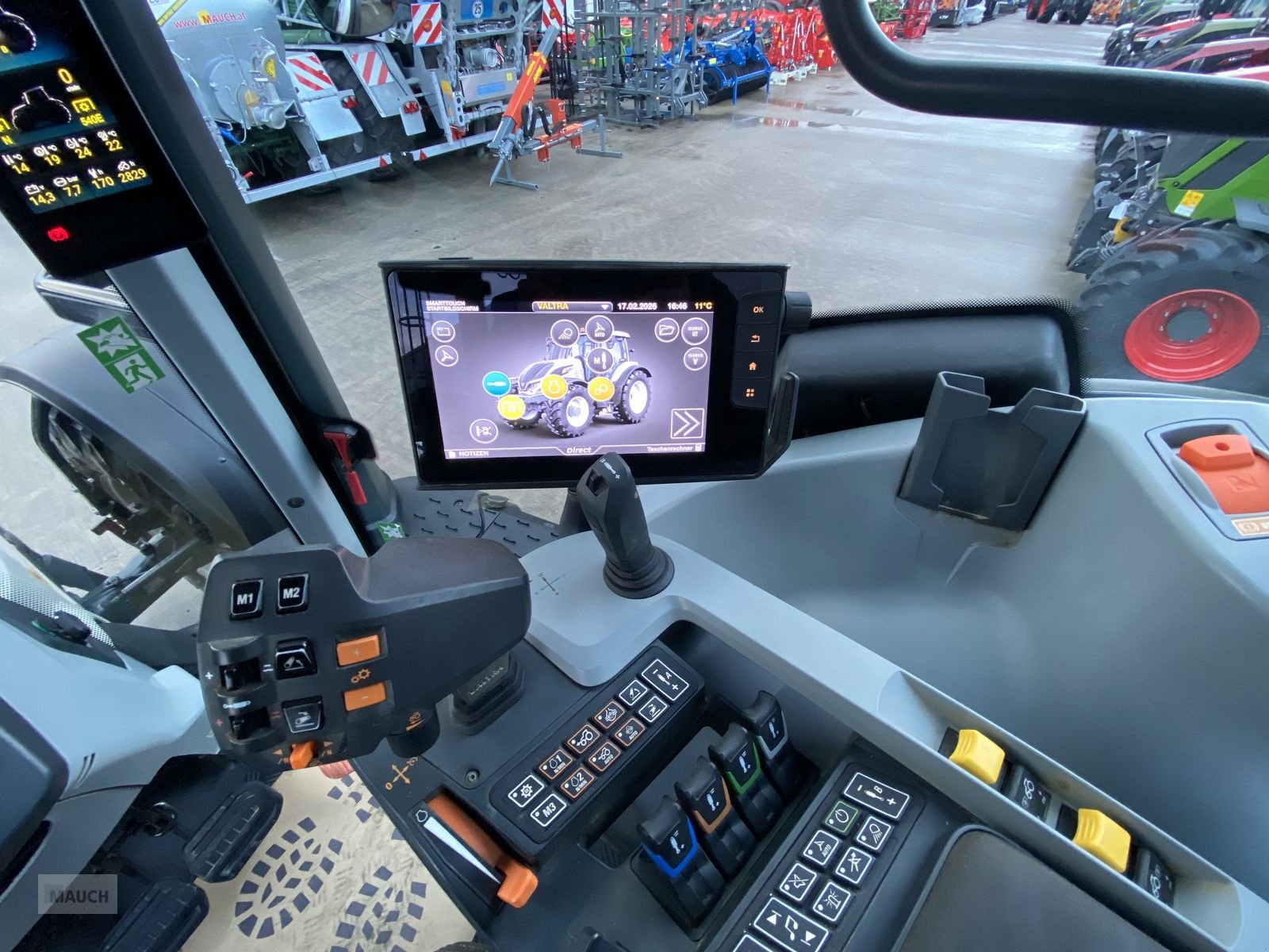 Traktor typu Valtra T215 Direct, Gebrauchtmaschine v Burgkirchen (Obrázek 18)