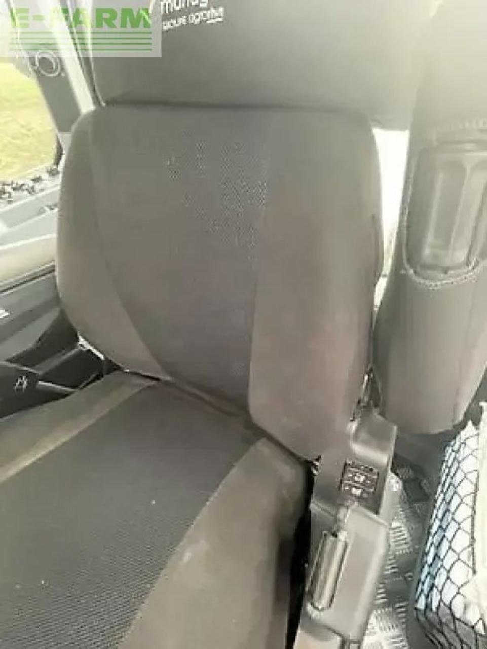 Traktor του τύπου Valtra t215d, Gebrauchtmaschine σε MONFERRAN (Φωτογραφία 11)