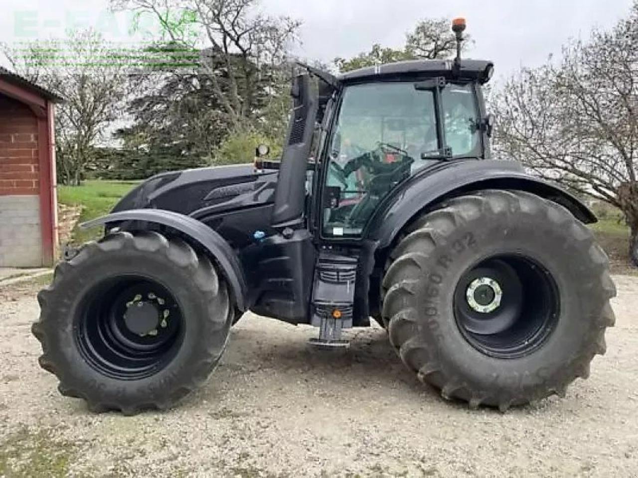 Traktor του τύπου Valtra t215d, Gebrauchtmaschine σε MONFERRAN (Φωτογραφία 17)