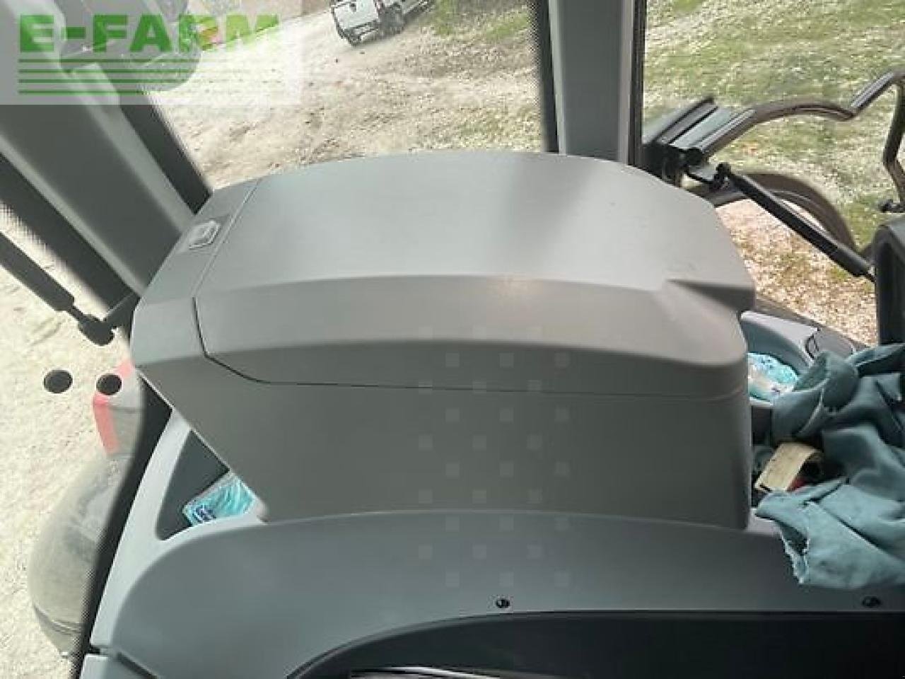 Traktor tip Valtra t215d, Gebrauchtmaschine in MONFERRAN (Poză 5)