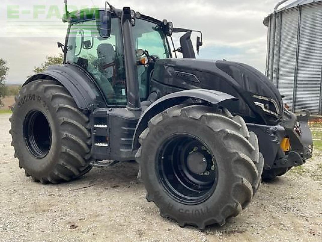 Traktor tip Valtra t215d, Gebrauchtmaschine in MONFERRAN (Poză 16)
