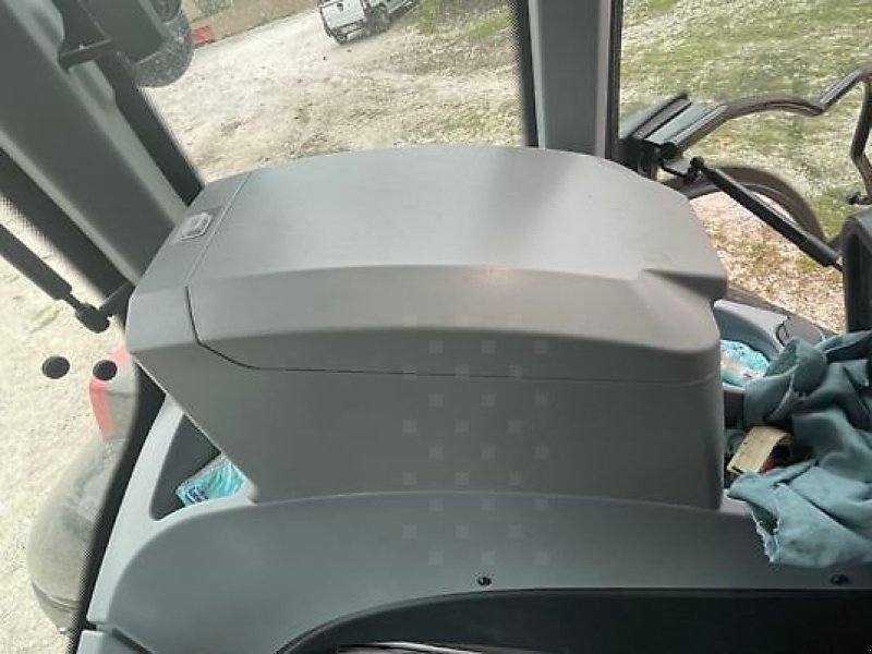 Traktor typu Valtra T215D, Gebrauchtmaschine v Revel (Obrázek 5)