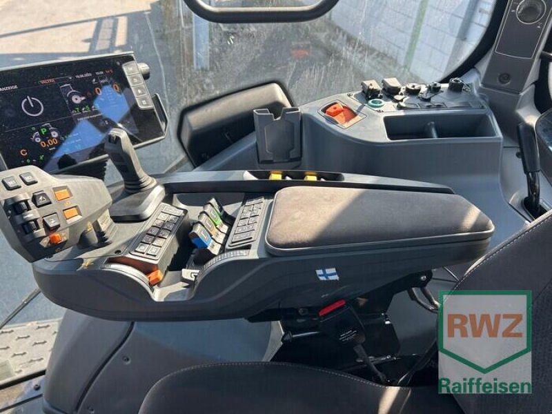 Traktor des Typs Valtra T215D, Vorführmaschine in Lorsch (Bild 6)