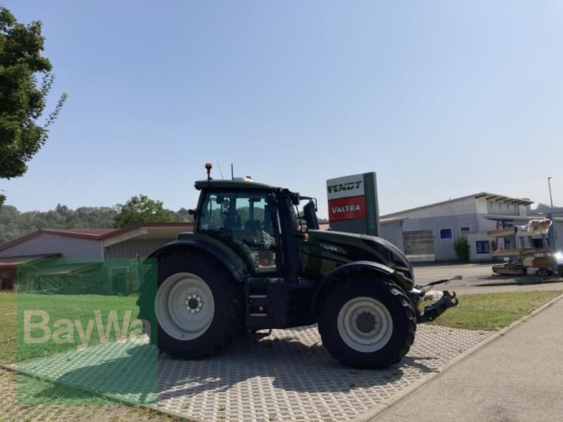 Traktor типа Valtra T215V, Gebrauchtmaschine в Manching (Фотография 1)