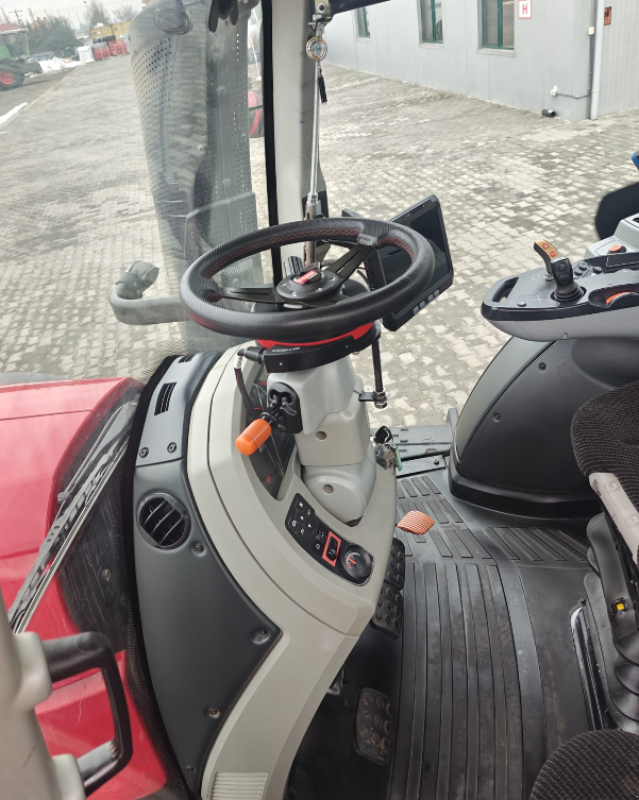 Traktor от тип Valtra T234 A, Gebrauchtmaschine в Orţişoara (Снимка 7)