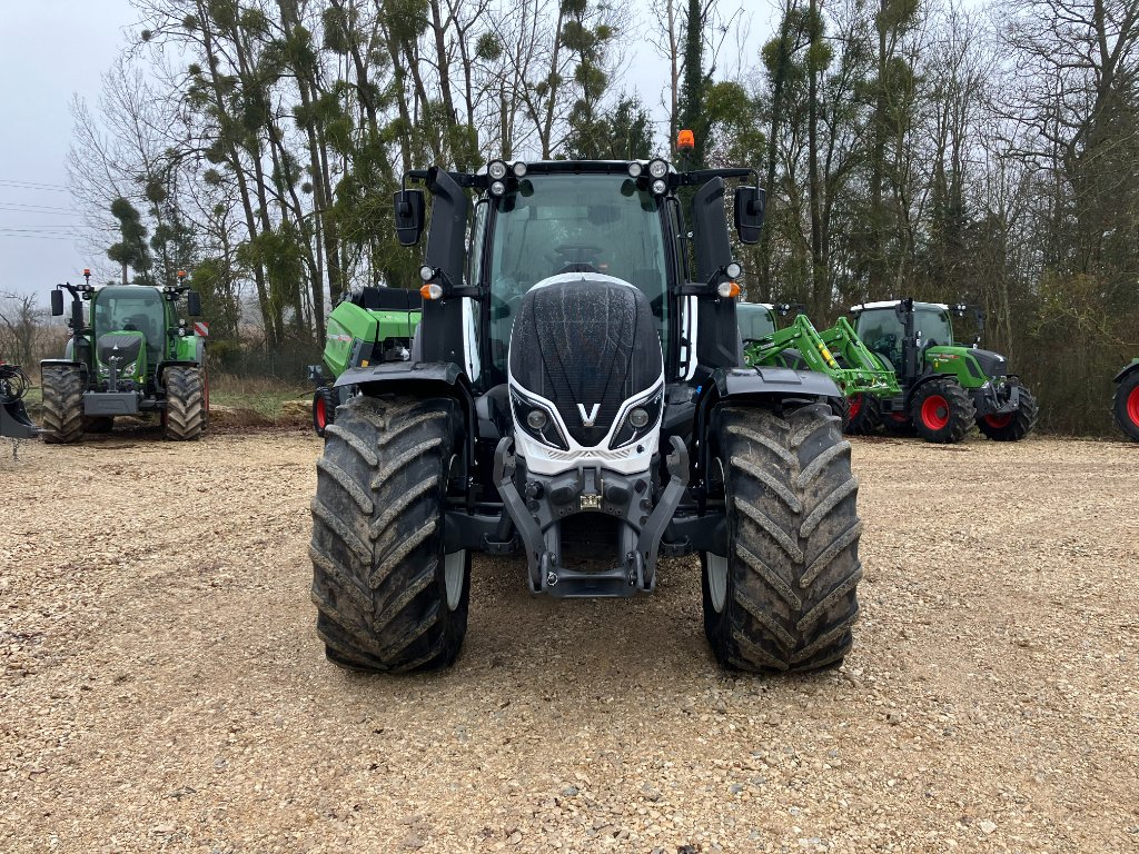 Traktor typu Valtra T234 Active, Gebrauchtmaschine v VIRECOURT (Obrázok 3)
