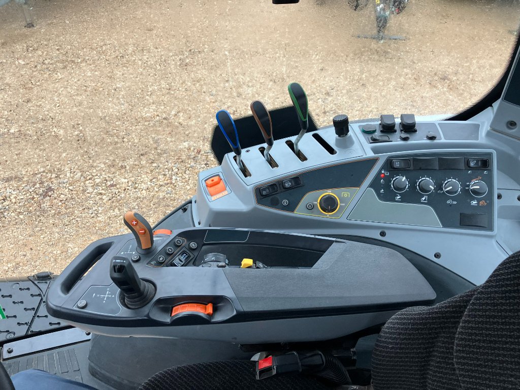 Traktor typu Valtra T234 Active, Gebrauchtmaschine v VIRECOURT (Obrázok 8)